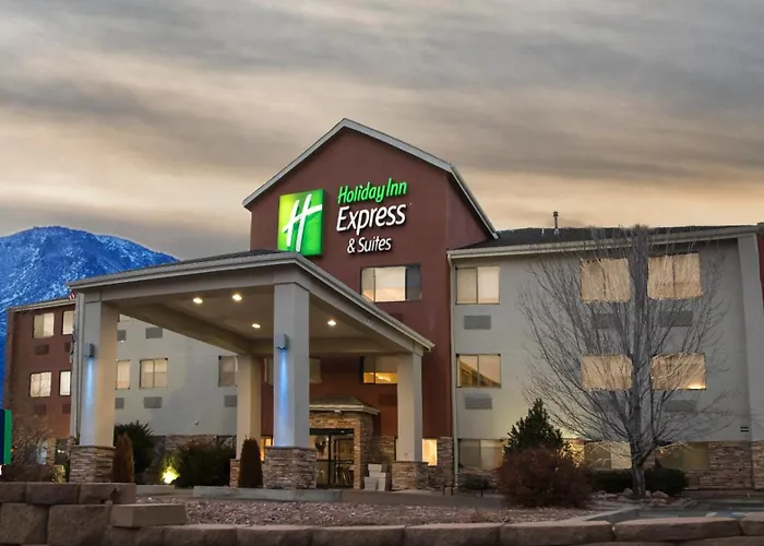 Holiday Inn Express & Suites Colorado Springs North By Ihg