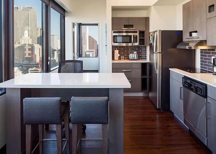 Dog friendly hotels Hyatt House New Orleans Downtown