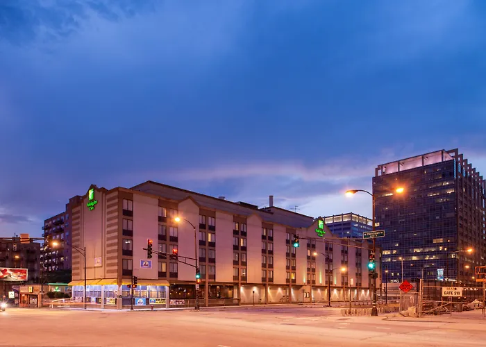  Holiday Inn & Suites Chicago - Downtown, An Ihg