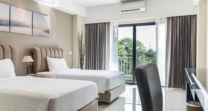 Golden Foyer Suvarnabhumi Airport Hotel