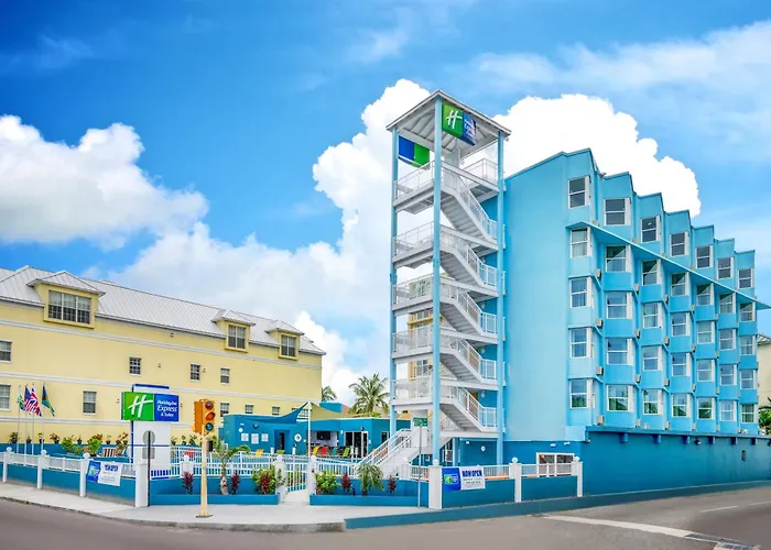 Casino hotel: Holiday Inn Express & Suites Nassau By Ihg