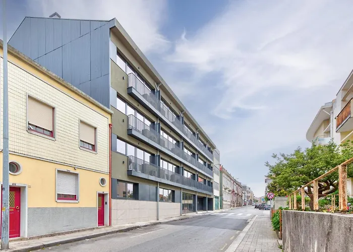 Hotel cerca del colegio: Blissful Suites Porto By Gaiarooms