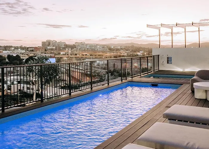 Hotels with a view Rambla At Perry House