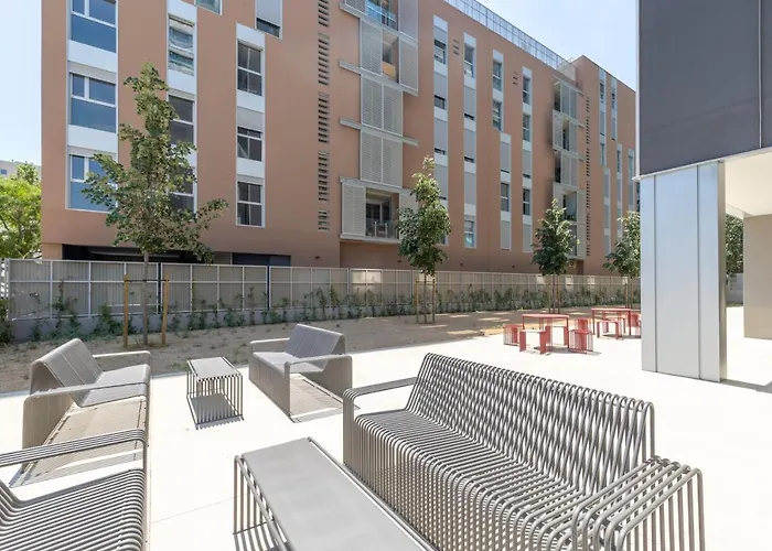  Micampus Barcelona Student Residence