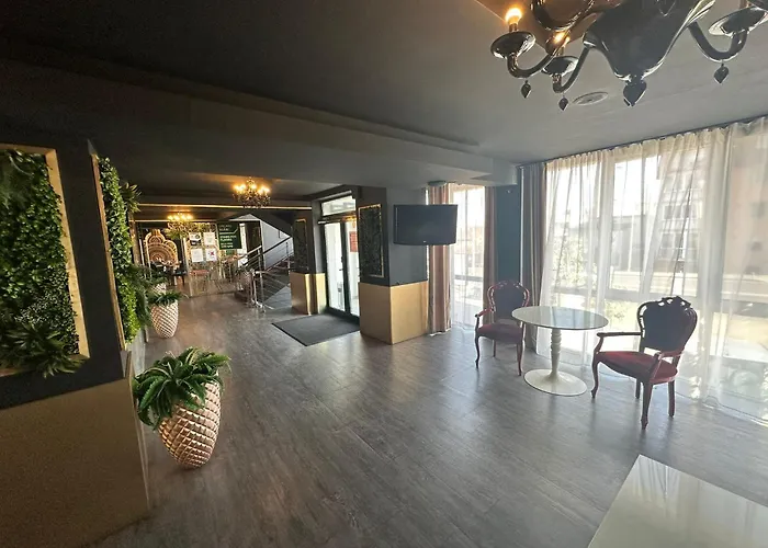 Alex&George Boutique Hotel