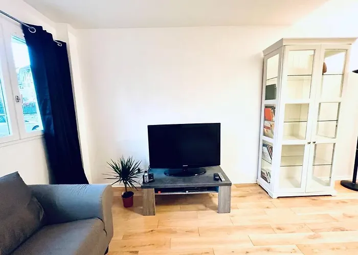 Nice 1 Bedroom In Chantilly