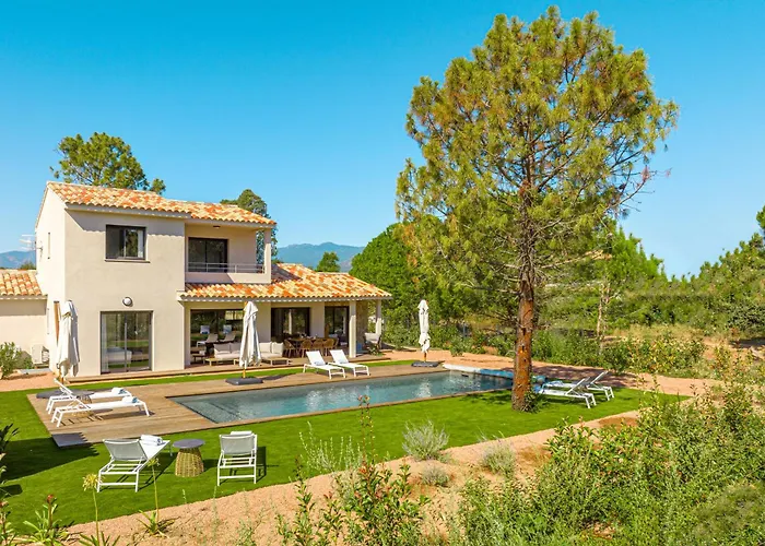 4-Sterne-Hotel: Calarossa Bay Resort