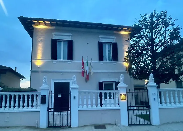 Four Lions Villa Guesthouse
