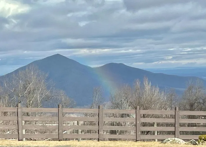 B&B only: Bent Mountain Lodge