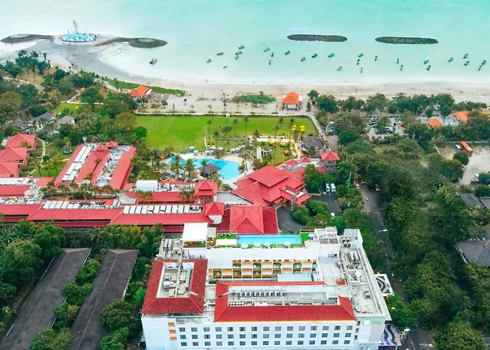 Hotel near College: Holiday Inn Express Baruna By Ihg