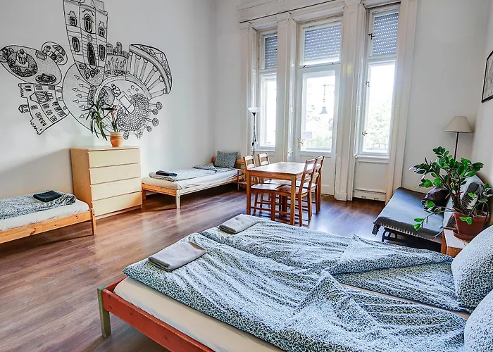 Ostello: Pal'S Hostel And Apartments