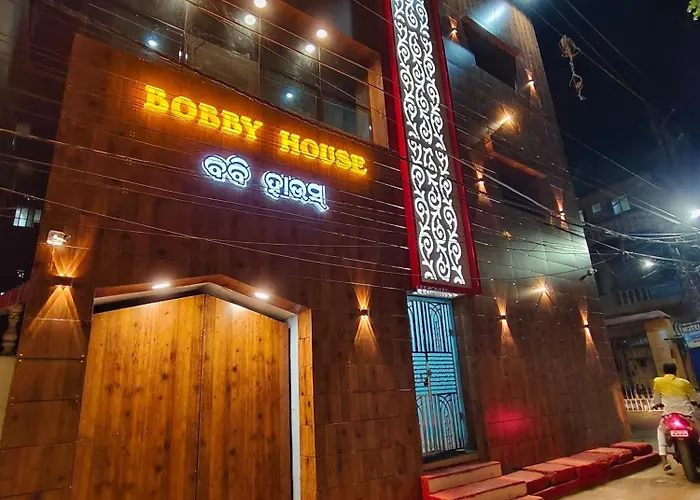 In Luxury hotels Bobby House 450M From Beach & 1 Km From Temple