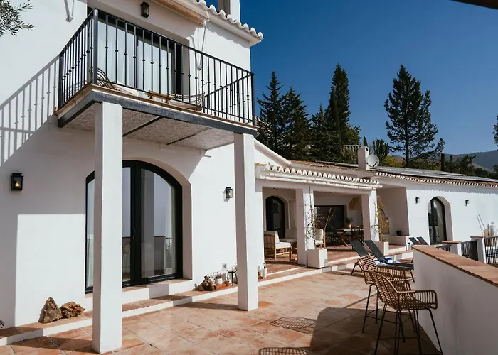 Hotel con vistas: Hearts & Home