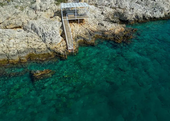 Pets Allowed Hotel Beachfront Sari With Private Swimming Pool