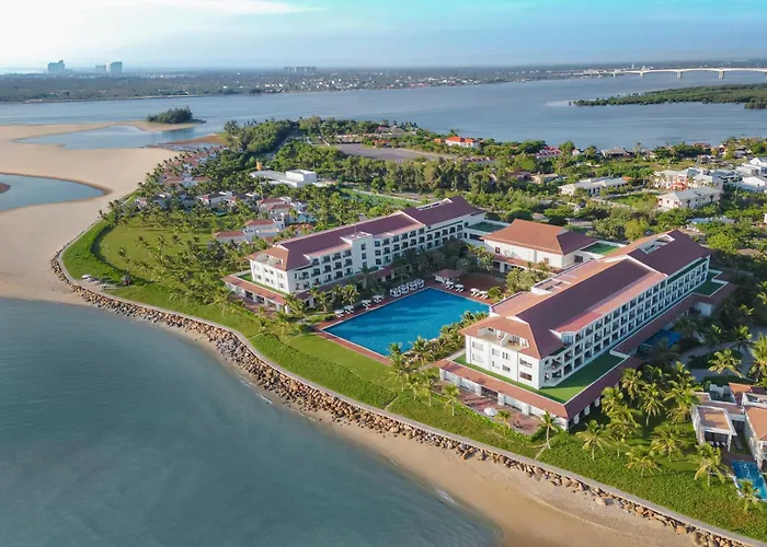 Renaissance Danang Hoi An Resort & Spa