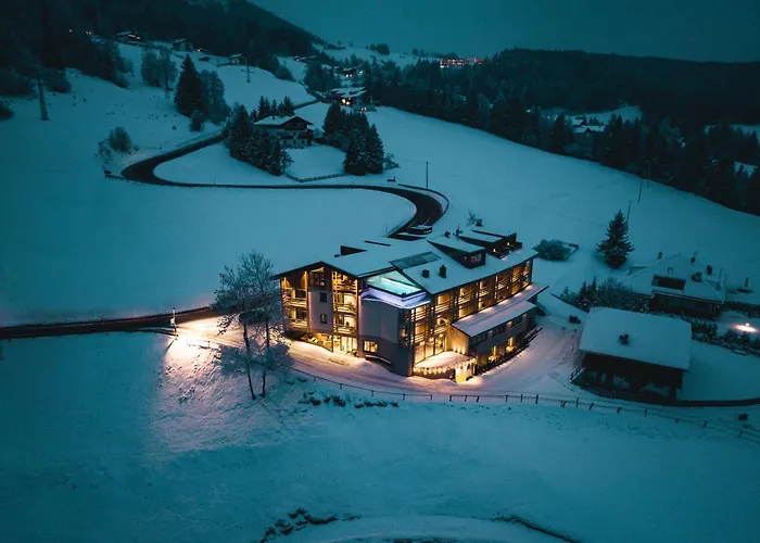 La Cort My Dollhouse - Adults Only