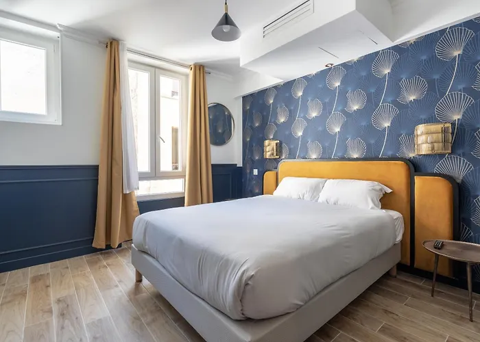 Hotel con vista: District Nation