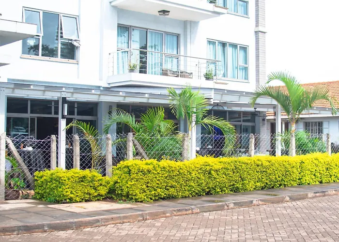 Ulwazi Place Hotel By Trianum