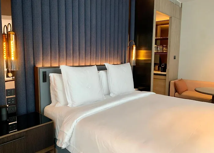 Four Seasons Hotel Mumbai