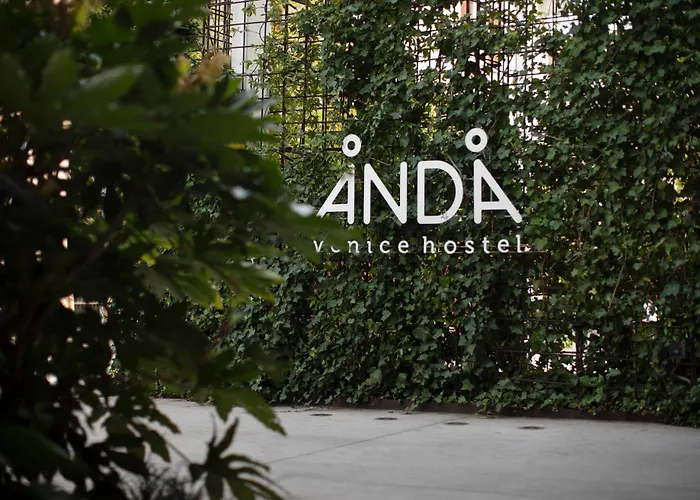 Anda Venice
