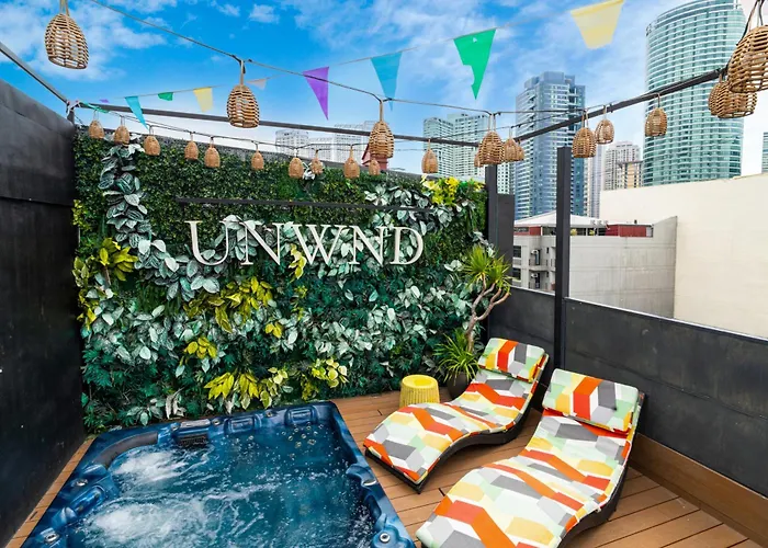 Pet Friendly hotel: Unwnd Boutique Hotel Makati