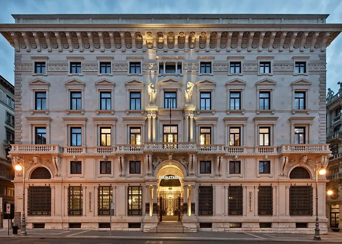 Luxury hotel only: Doubletree By Hilton Trieste