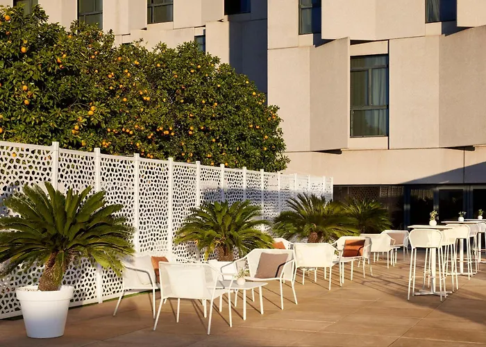 Central hotel: Nh Collection Sevilla