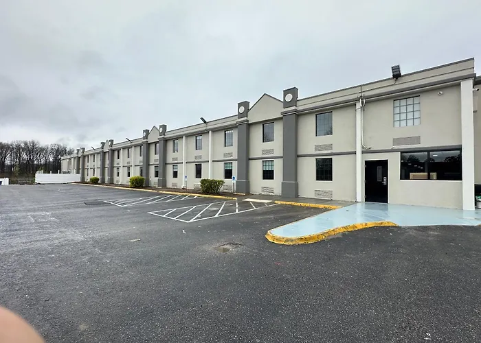 Suburban Studios I-95