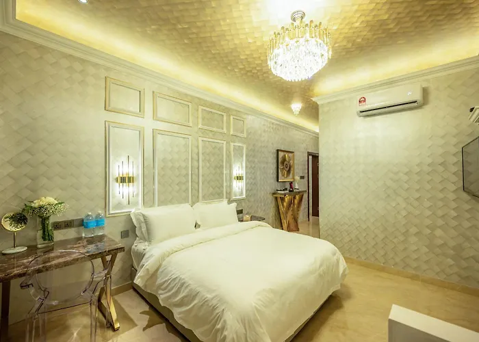 Ritz Residence, Imago Mall Loft B