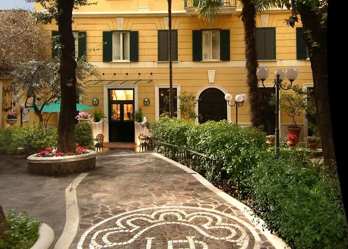 Hôtel bon marché: Hotel Villa San Lorenzo Maria
