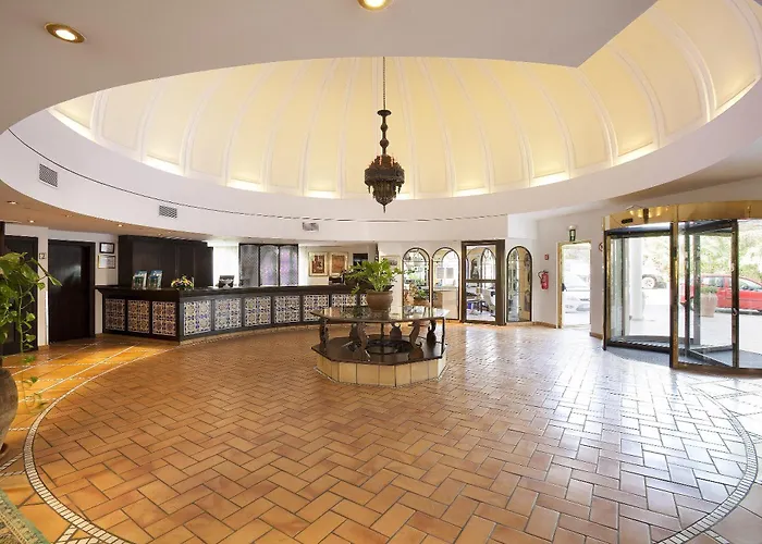 Resort: Seaside Sandy Beach