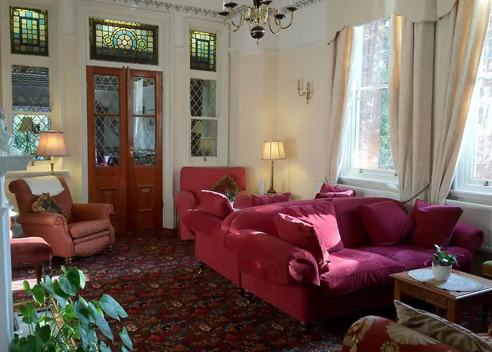 Guest house: Ascot House