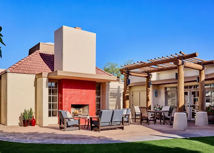 Pet Friendly hotel: Jw Marriott Scottsdale Camelback Inn Resort & Spa