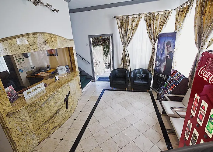 Trylon Hotel - Hollywood