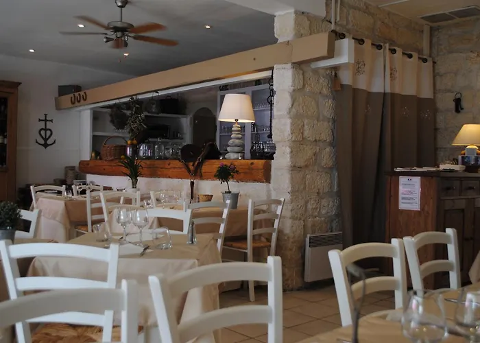 Hôtel Restaurant Le Provençal