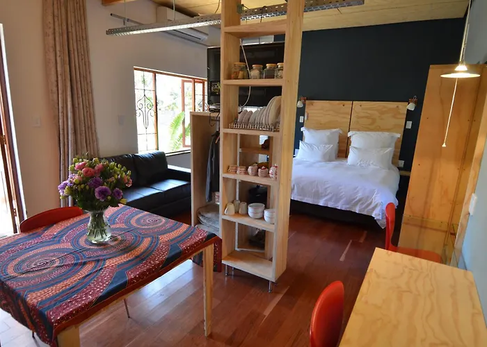Pet Friendly hotel: Bed & Breakfast In Hatfield