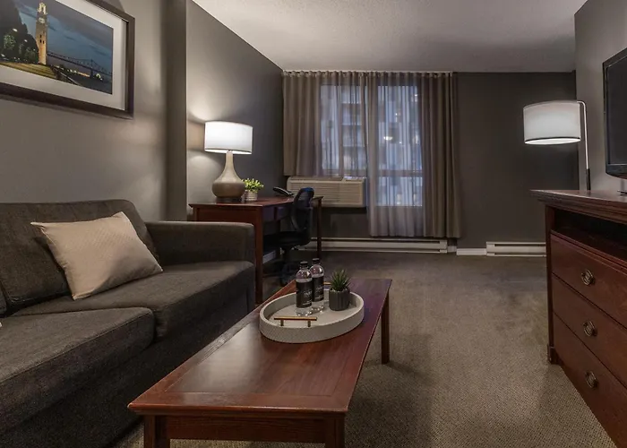 Hotel Faubourg Montreal Centre-Ville Downtown