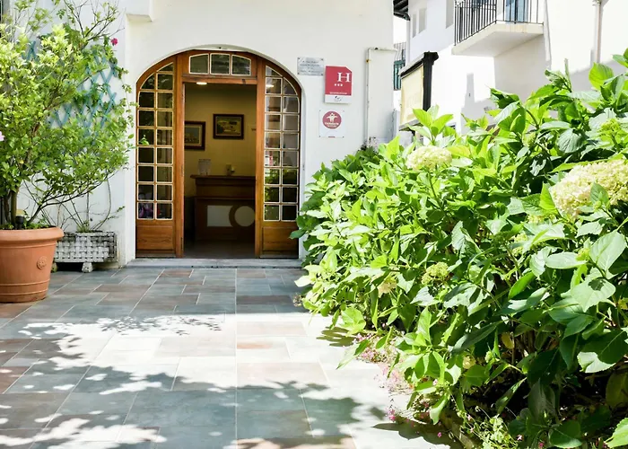 Logis Hotel & Restaurant Bergeret Sport
