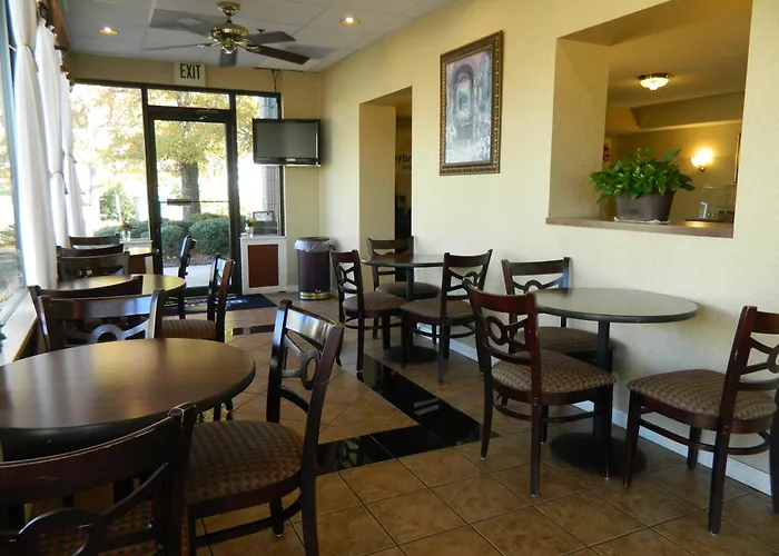 Days Inn By Wyndham Hoover Birmingham