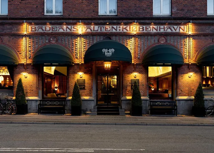 Ascot Hotel