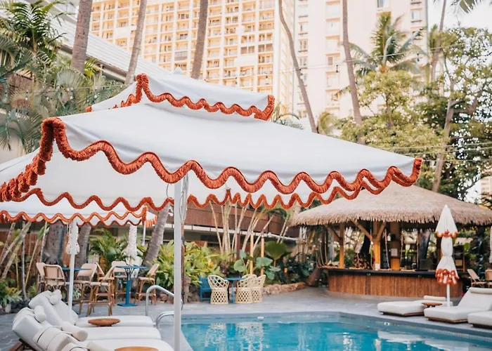 Pet Friendly hotel: White Sands Hotel