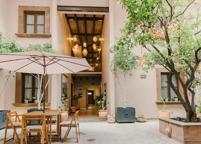 Agua Santa Boutique