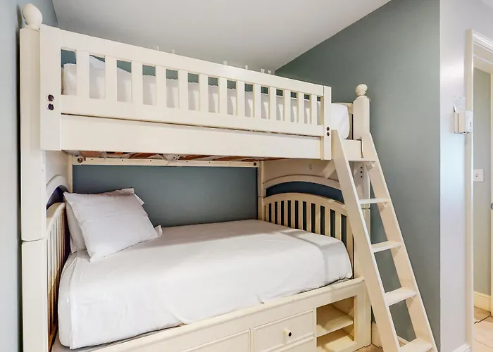 Your Cabin rentals Sterling Breeze