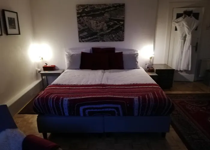 B&B: Bed And Breakfast Raapop