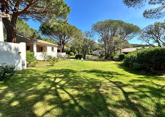 Villa: Les Pins de Santa Giulia