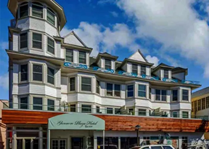 Glenmore Plaza Hotel