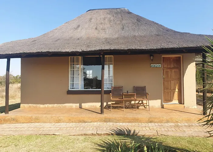 Tava Lingwe Game & Wedding Venue