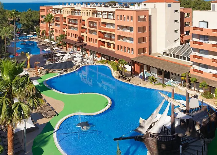 Hotel with pool: H10 Mediterranean Village