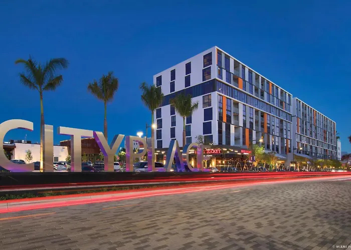 Casino hotel: Candlewood Suites Miami Intl Airport - 36Th St By Ihg