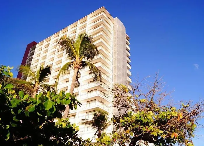 Pets Allowed Hotel Holiday Inn Acapulco, An Ihg